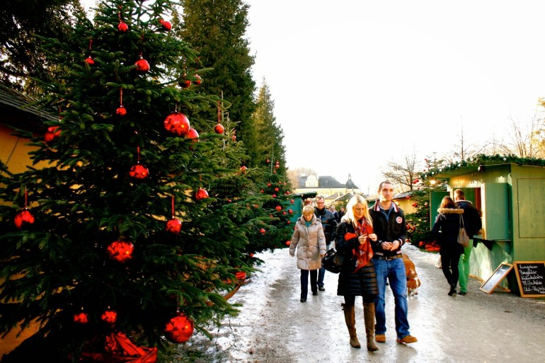 salzburg-christmas-trees-adorned